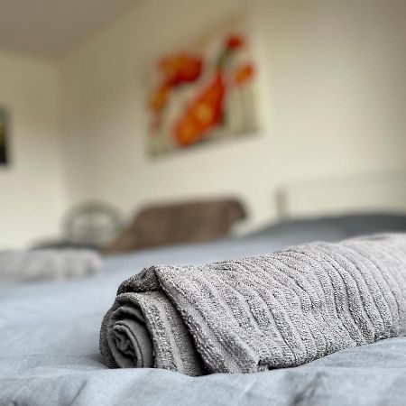 Schoene Zentrale Zimmer In Wilhelmshaven Appartement Buitenkant foto