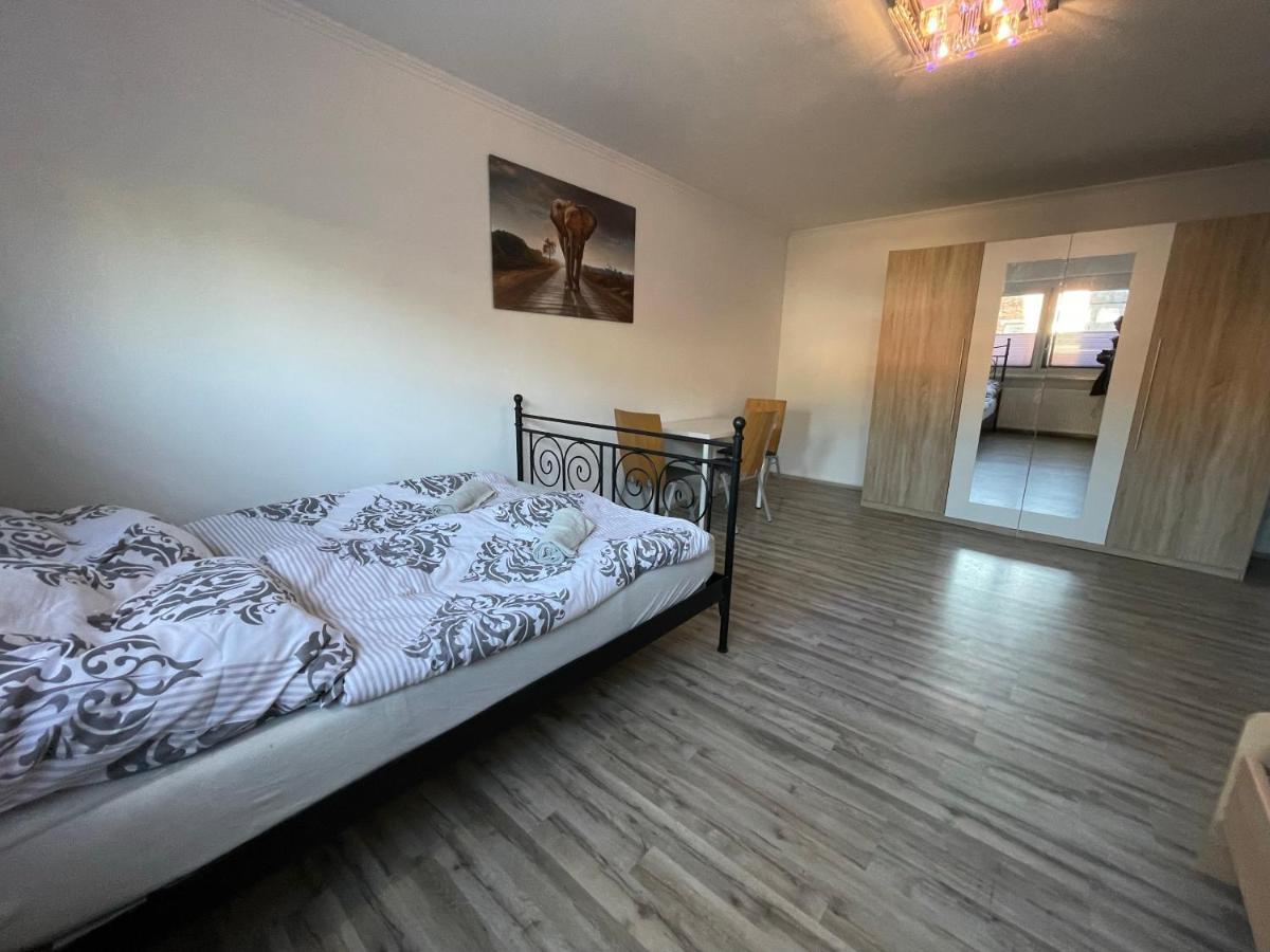Schoene Zentrale Zimmer In Wilhelmshaven Appartement Buitenkant foto