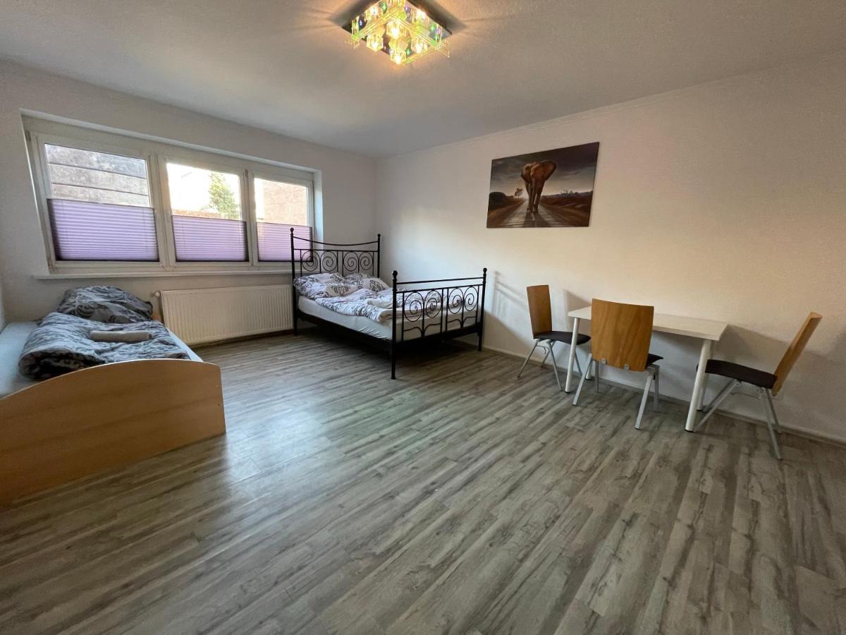 Schoene Zentrale Zimmer In Wilhelmshaven Appartement Buitenkant foto