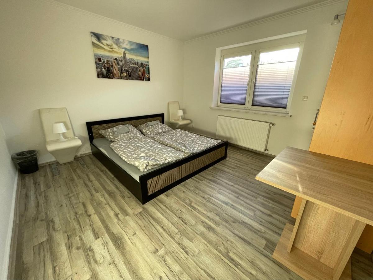 Schoene Zentrale Zimmer In Wilhelmshaven Appartement Buitenkant foto