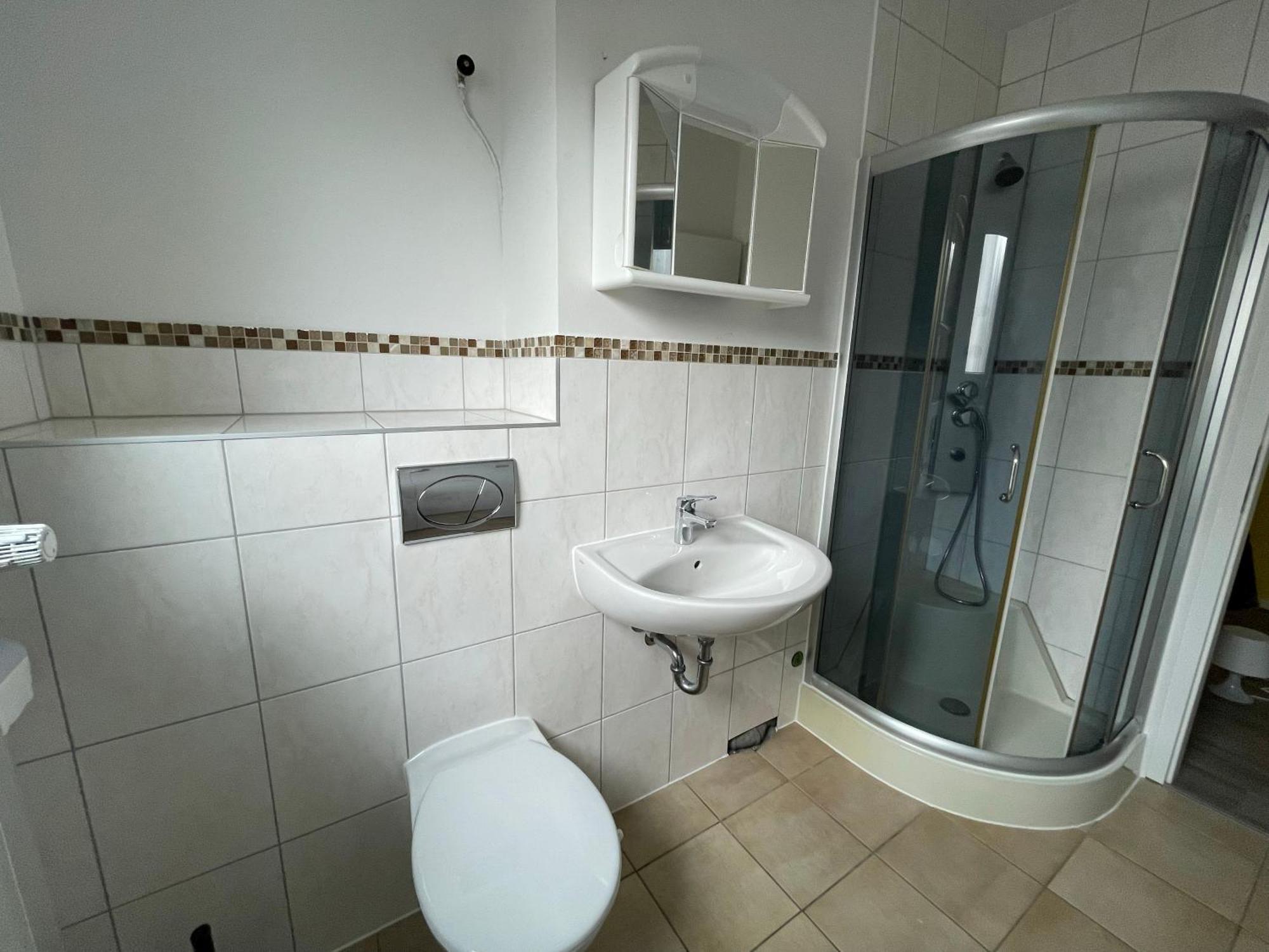 Schoene Zentrale Zimmer In Wilhelmshaven Appartement Buitenkant foto